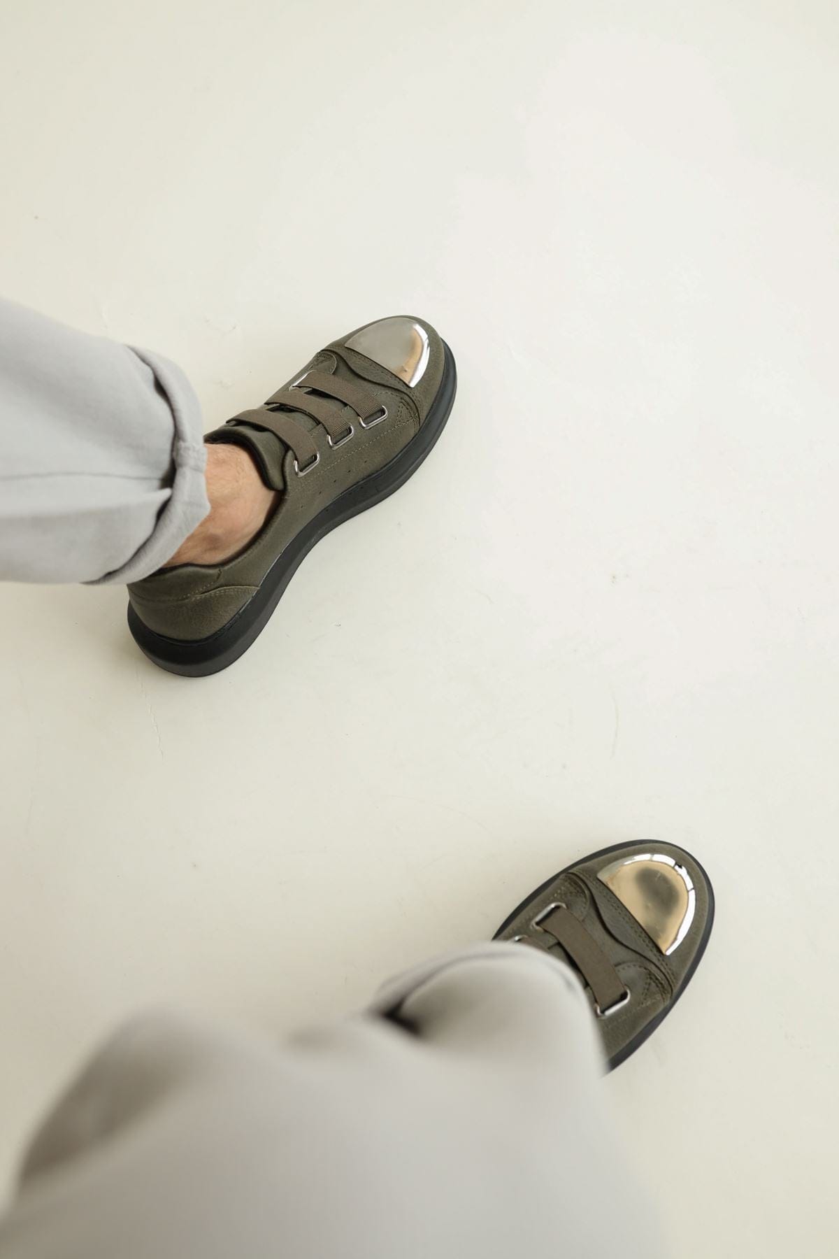 Chekich Men's Khaki Casual Shoes ch251