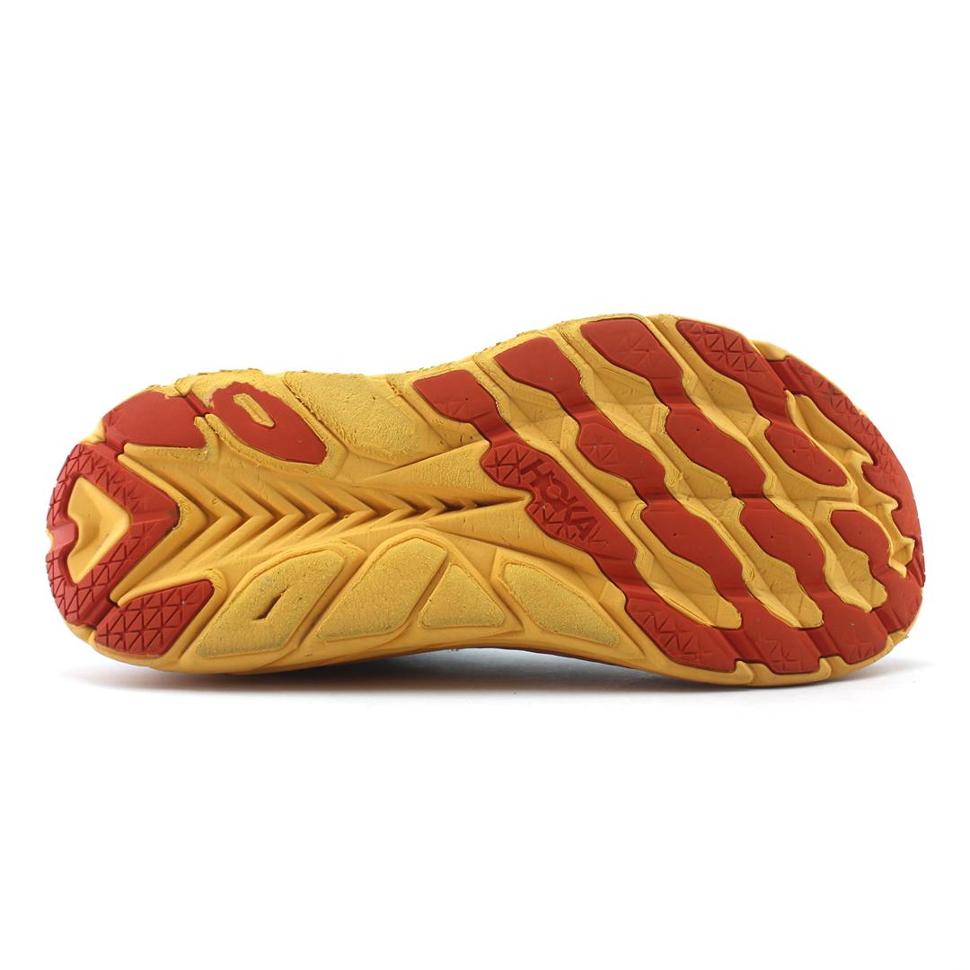 HOKA ONE ONE CLIFTON 8