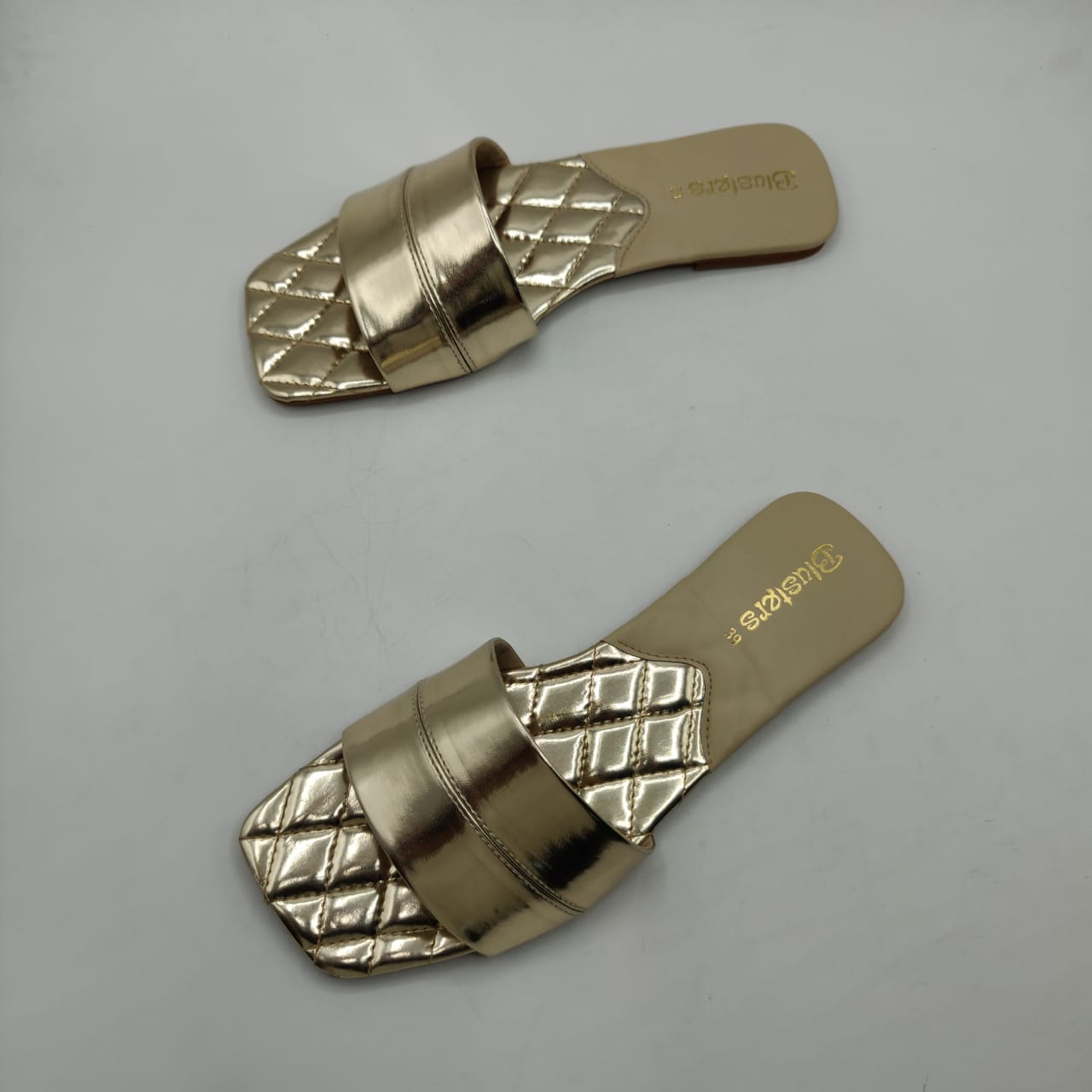 Mesh Stitch Golden Slides A70