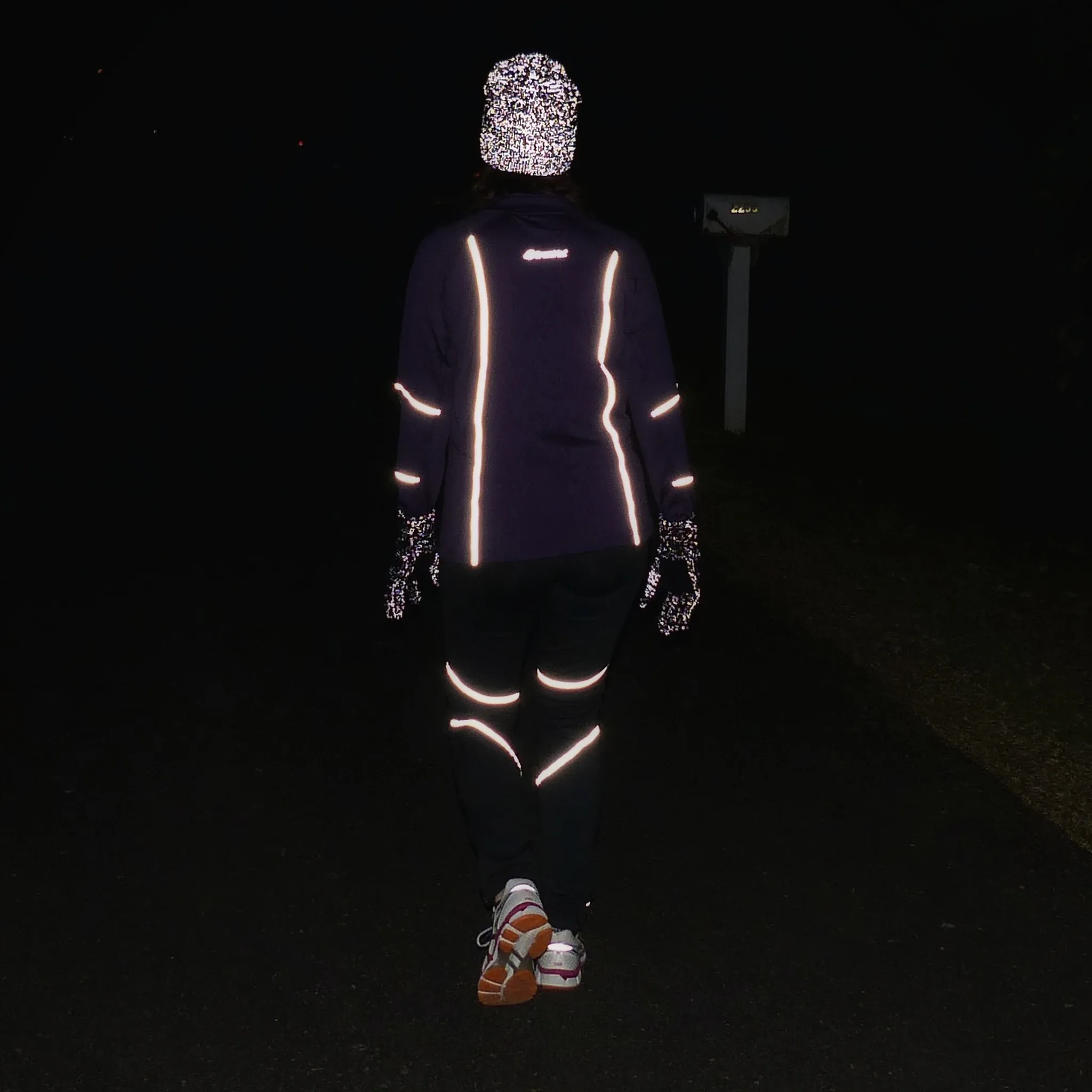 Sporthill Reflective Knit Gloves